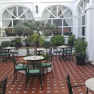Hotel Olivos